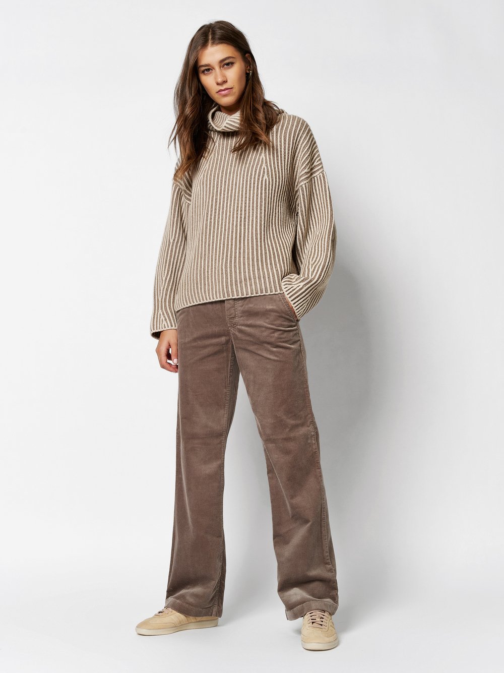 Wide leg made of soft corduroy | Style »Audrey1_077« brown